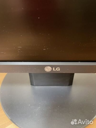 Монитор LG
