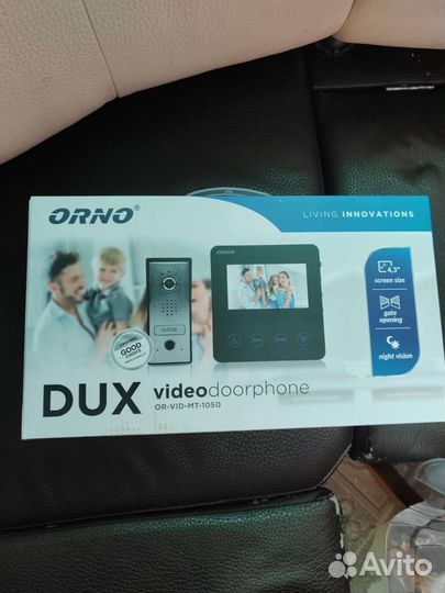 Видеодомофон новый