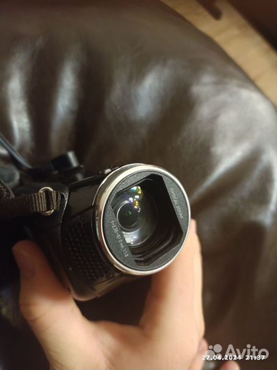 Видеокамера panasonic hc v100
