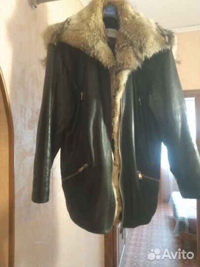 Кожаная куртка Alexander McQueen мужская 52