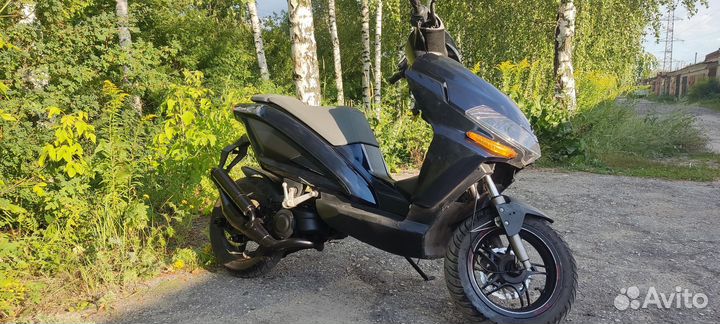 Скутер Stels arrow 100 benelli