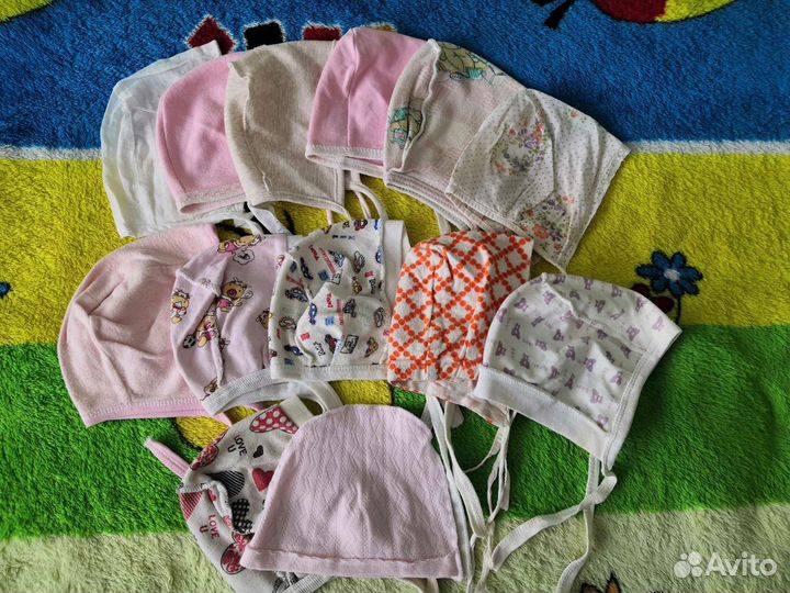 Шапочки и чепчики для девочки от 0 до 3 мес