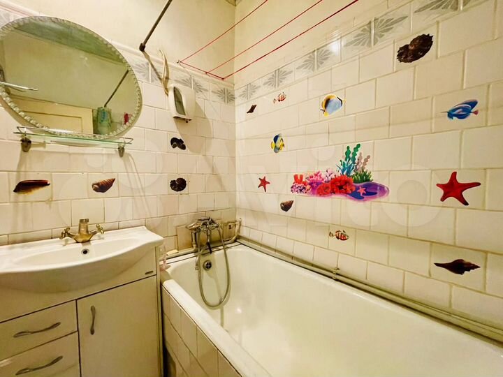 2-к. квартира, 69 м², 2/4 эт.