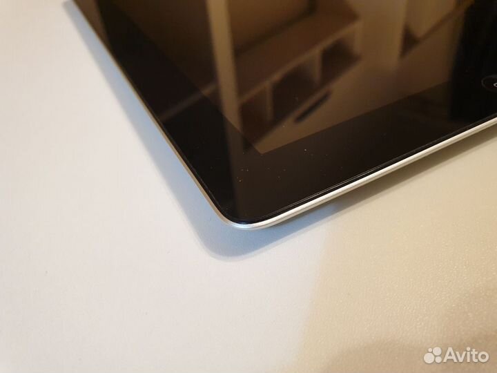 Планшет iPad 3 A1430 16Gb Wi-Fi 3G