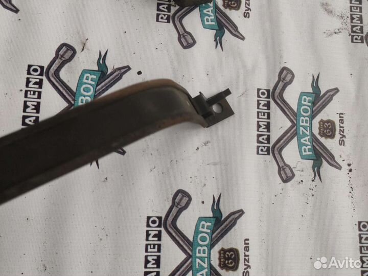 Крепление бензобака Mitsubishi Outlander XL CW5W