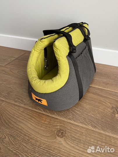 Переноски для кошек и маленьких собак