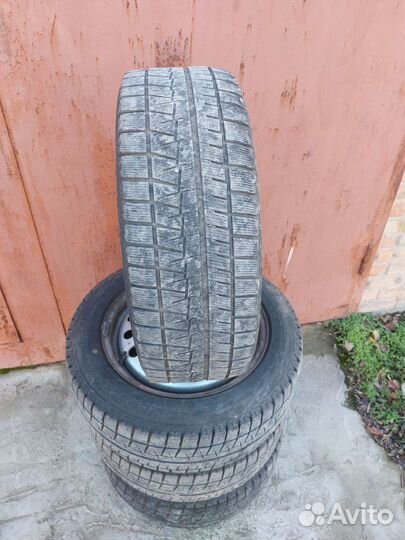 Bridgestone Blizzak Revo GZ 205/55 R16