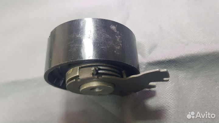 Ролик натяжной ремня грм Peugeot 206,307 1.6 16V