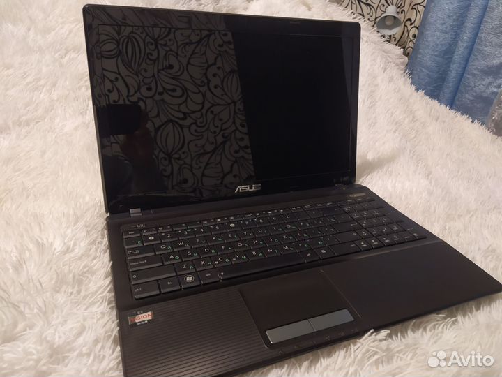 Ноутбук asus