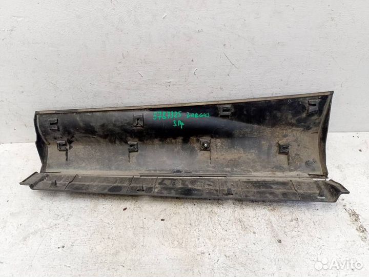 Накладка двери задней правой