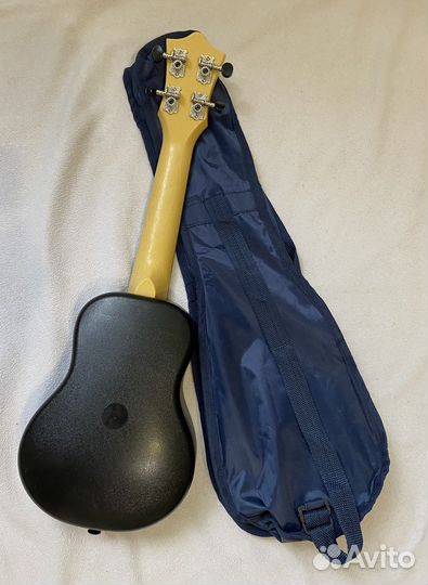 Укулеле сопрано Flight TUS35 White серии Travel