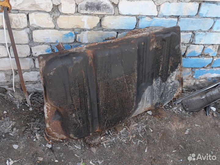 Бензобак toyota Marino/Ceres