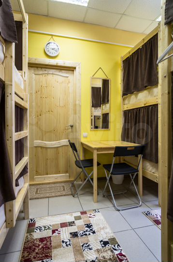 Комната 25 м², 1/4 эт.