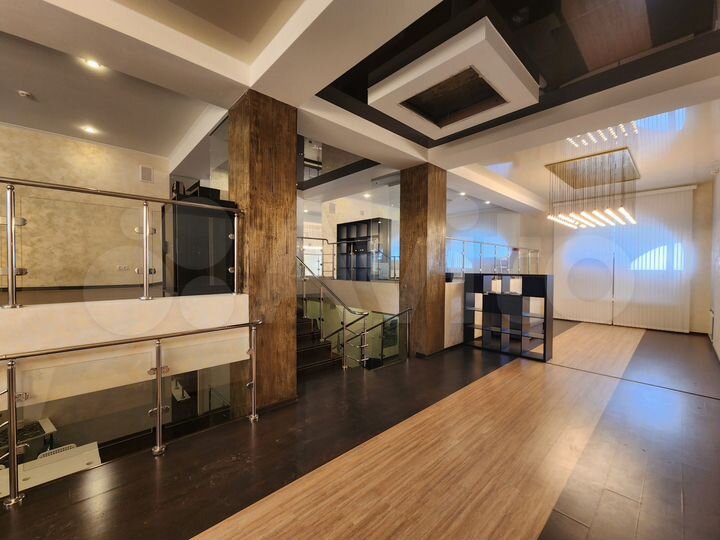 Презентабельный офис, опен спейс 282 м², центр