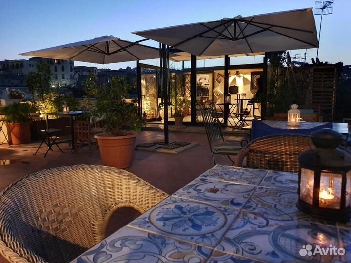 Уличный зонт для кафе 3 х 3 на боковой опоре