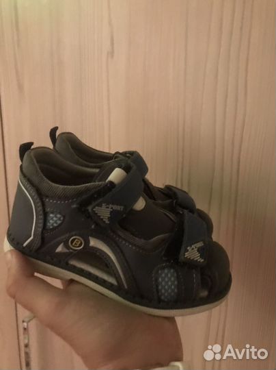 Сандали 25 новые