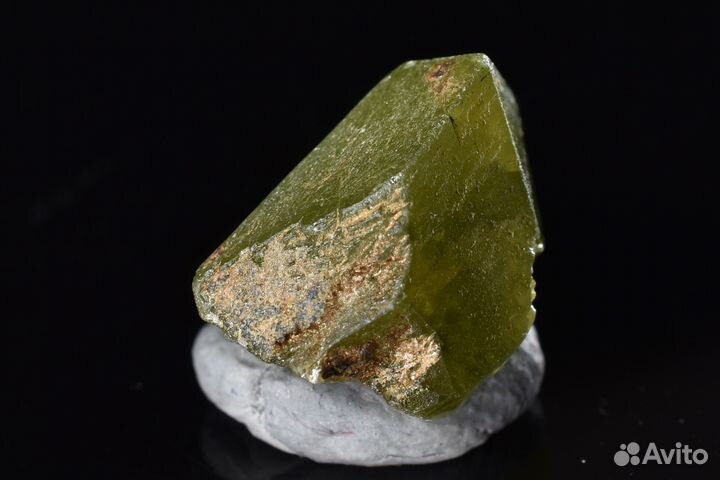 Сфен (титанит). Кристалл. Лот №327