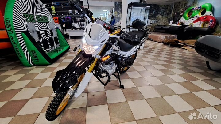 Мотоцикл Regulmoto SK 250GY-5