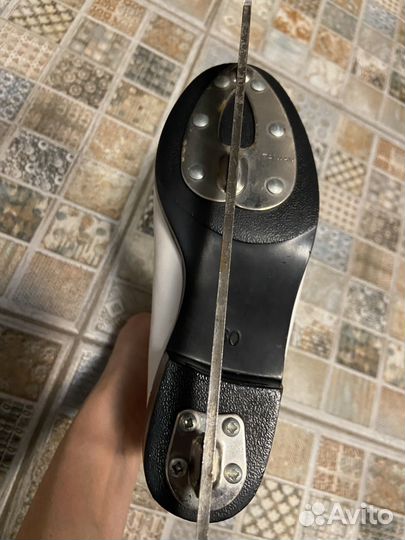 Коньки фигурные для девочки