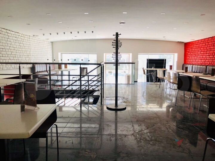 Продам помещение свободного назначения, 290 м²