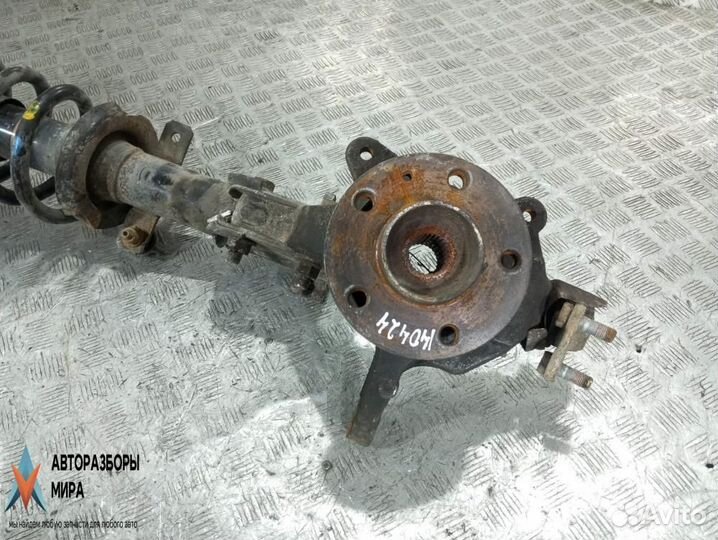 Стойка передняя правая Renault Trafic 2 2005