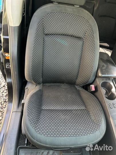 Сиденье Nissan Qashqai MR20DE 2007