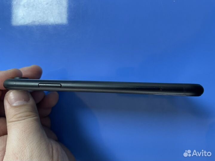 iPhone Xr, 128 ГБ