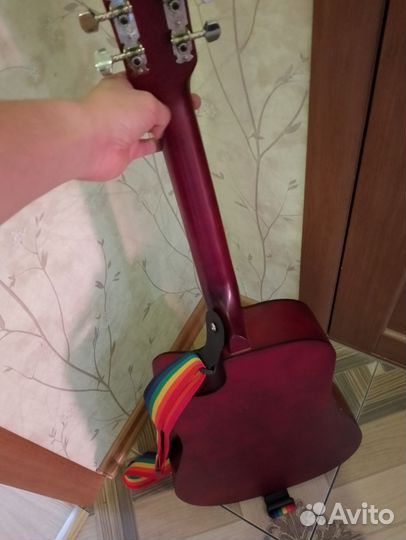 Акустическая гитара belucci + чехол и каподастр