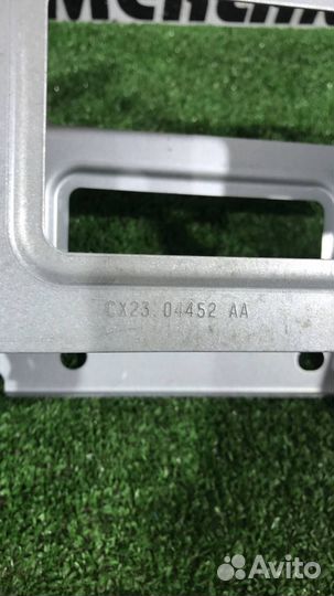 Кронштейн (крепление) Jaguar XF X250 рест. CC9