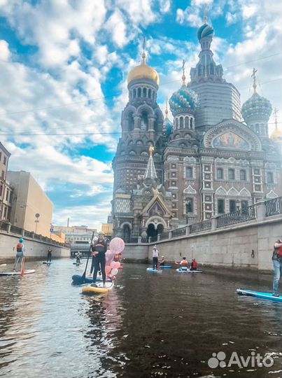 На сапах по центру Санкт-Петербурга