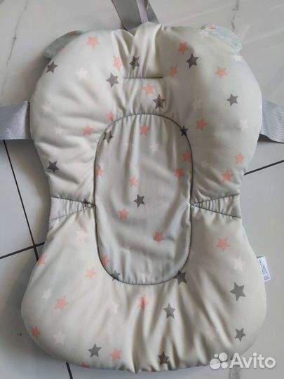 Регулируемый коврик/подушка для детской ванны