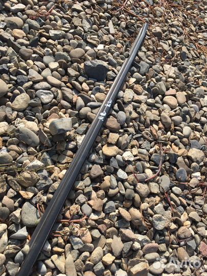 Toyota corolla fielder 2003 бархотка задних дверей