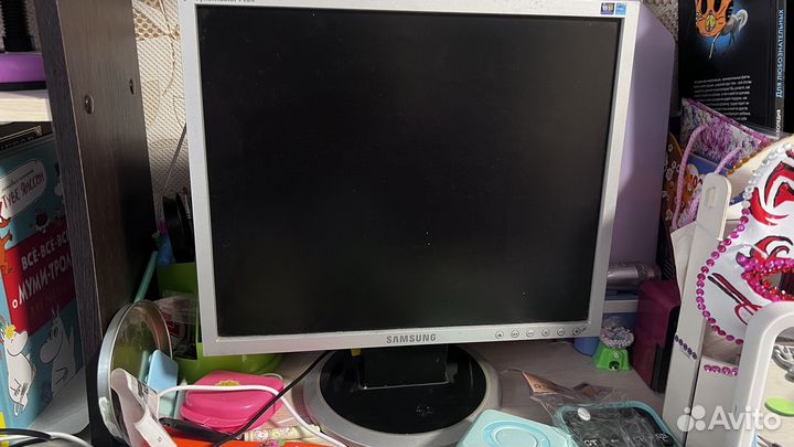 Монитор Samsung