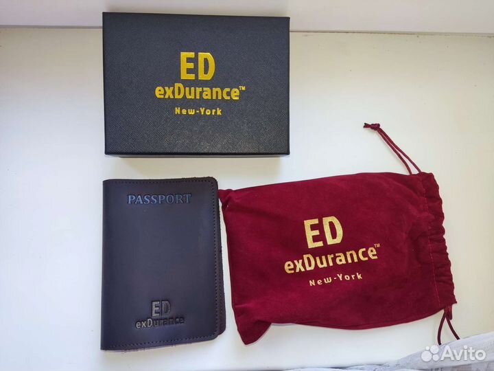 Кожаная обложка на паспорт