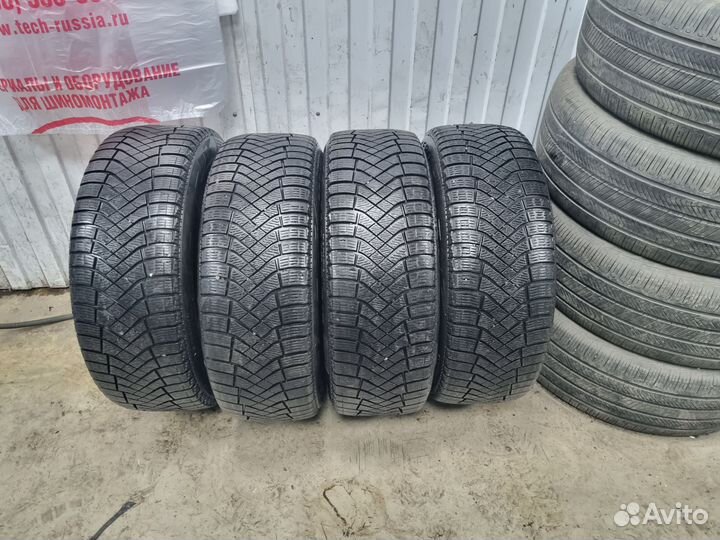 Pirelli Ice Zero FR 225/55 R18