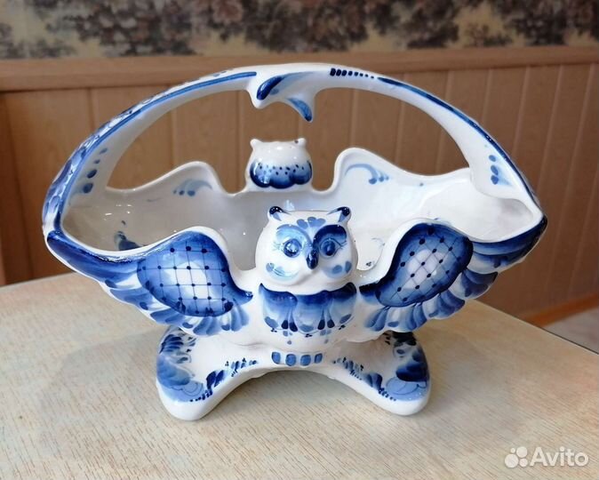 Гжель авторская конфетница Сова авт. Исаев С