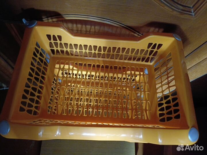 Этажерка пластиковая на колесиках Джета 3 корзины