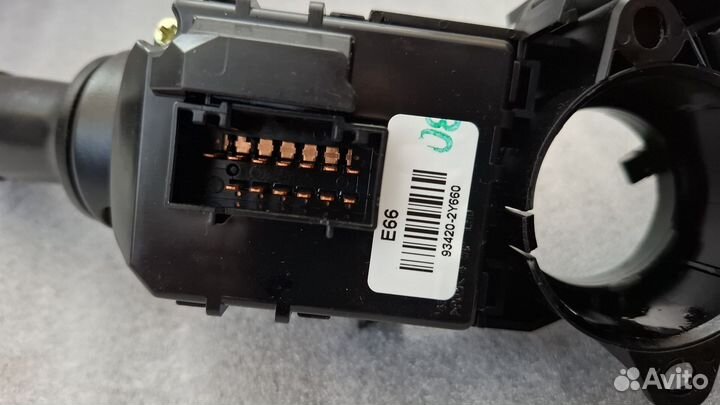 Блок подрулевых переключателей Hyundai ix35