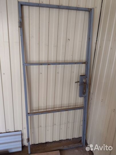 Дверь ворота
