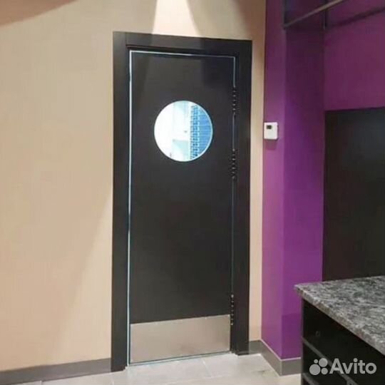 Дверь маятниковая для столовой