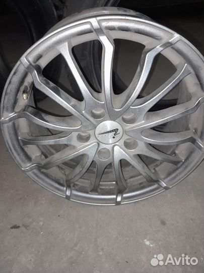 Диски с резиной r16 на Опель astra GTS 2-е шт