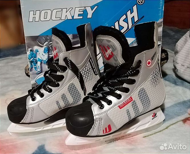 Коньки хоккейные