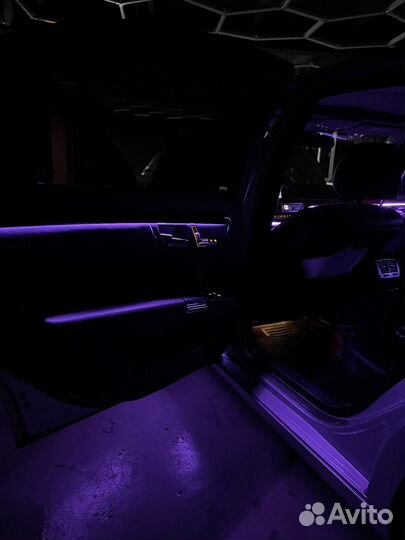 Ambilight подсветка в салон авто