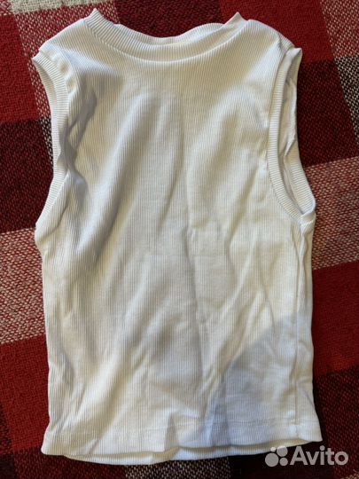 Майка-топ укороченный