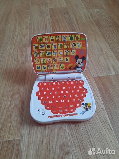 Игрушечный ноутбук