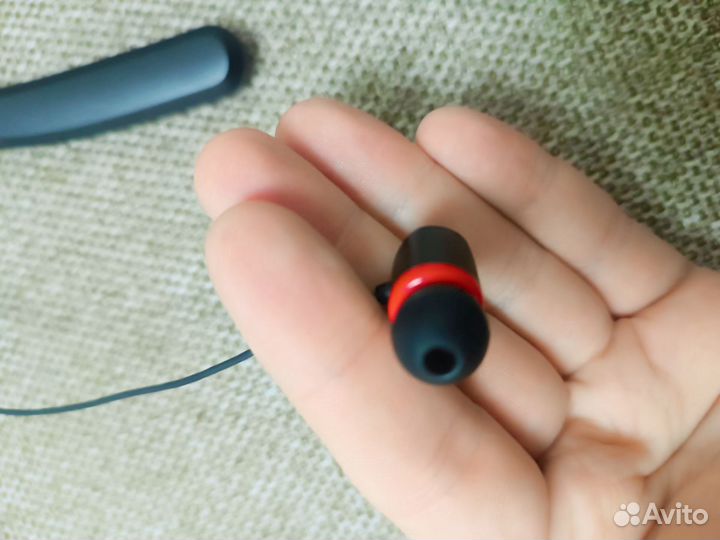 Наушники Soundway с функцией Bluetooth