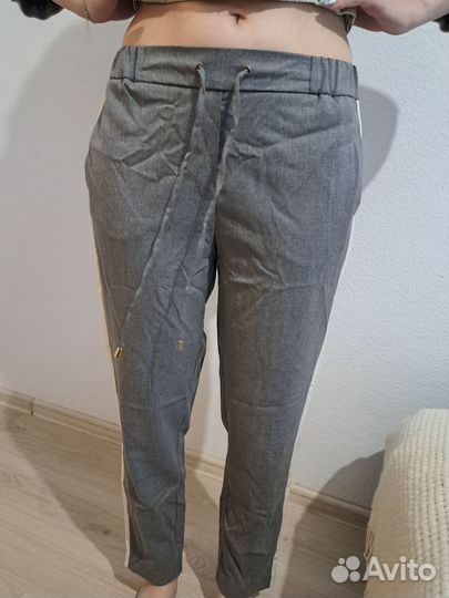 Брюки женские с лампасами reserved M