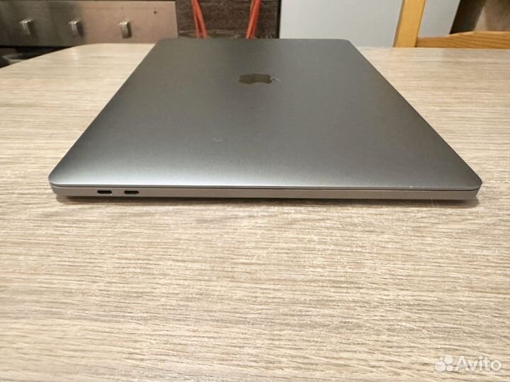 Apple macbook pro 15 2019 i9
