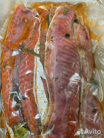 Красная малосольная рыба (нерка, кета, кижуч)