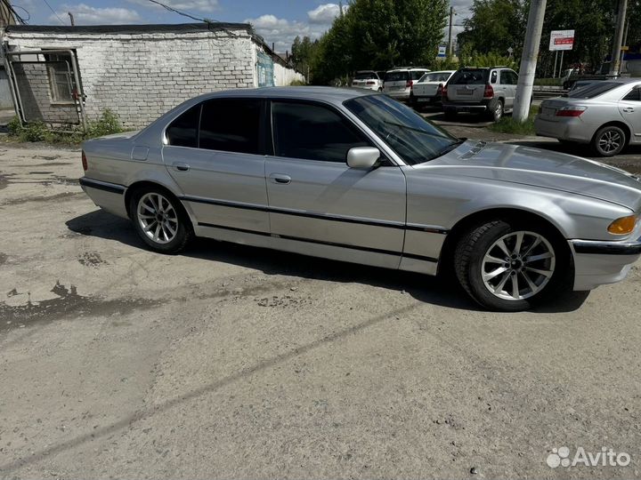 BMW 7 серия 2.8 AT, 1999, 300 000 км